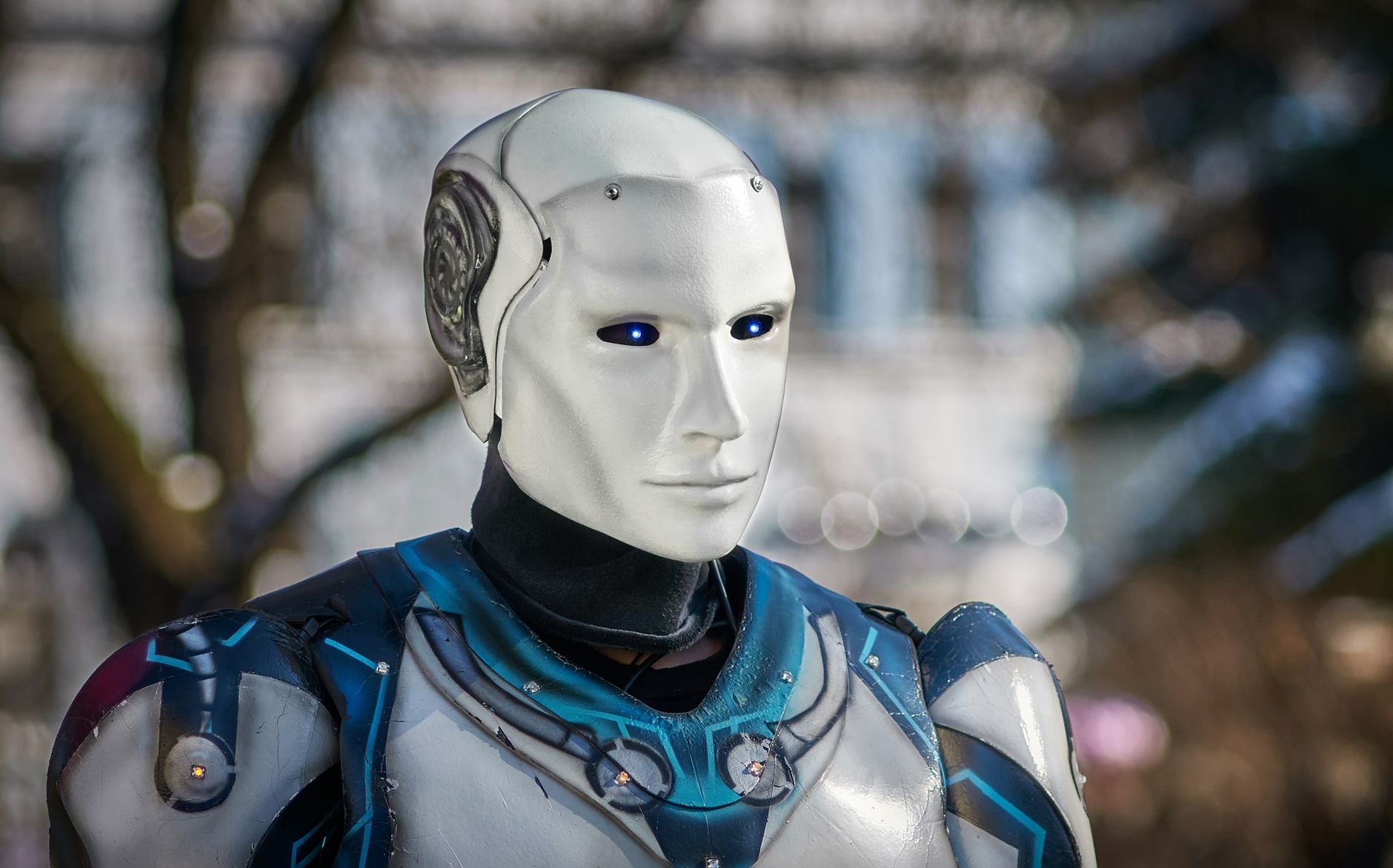 人形機器人與 AI 治理成為本場重點